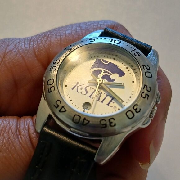 K-State Wildcats Sun Tiime Women\'s Watch – Japanese Quartz – Black Leather Strap